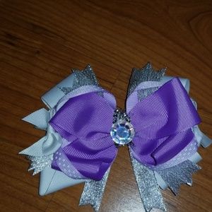 Purple and white bow